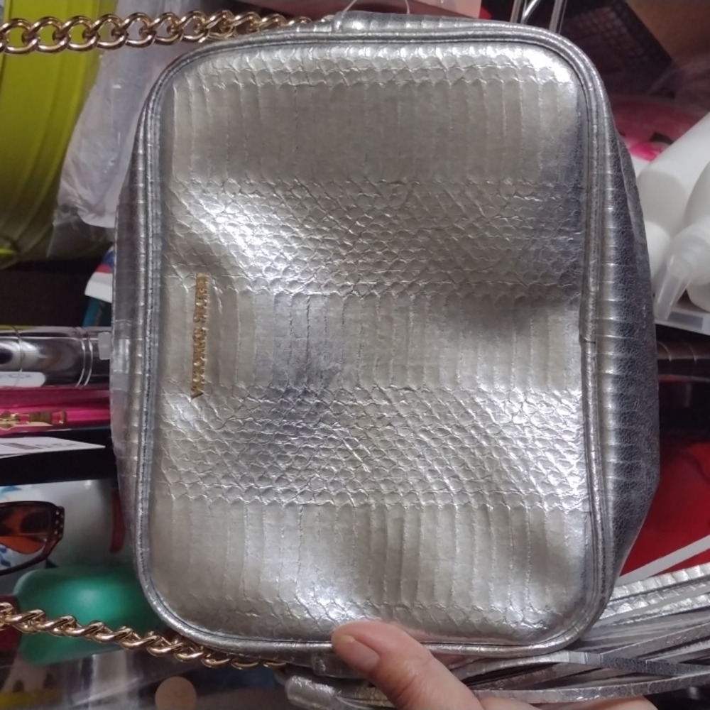 Victoria Secret Silver sling bag - Picture 2 of 7